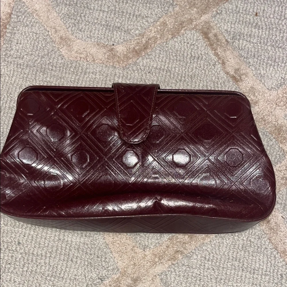 Elegant Maroon Clutch with Geometric Pattern